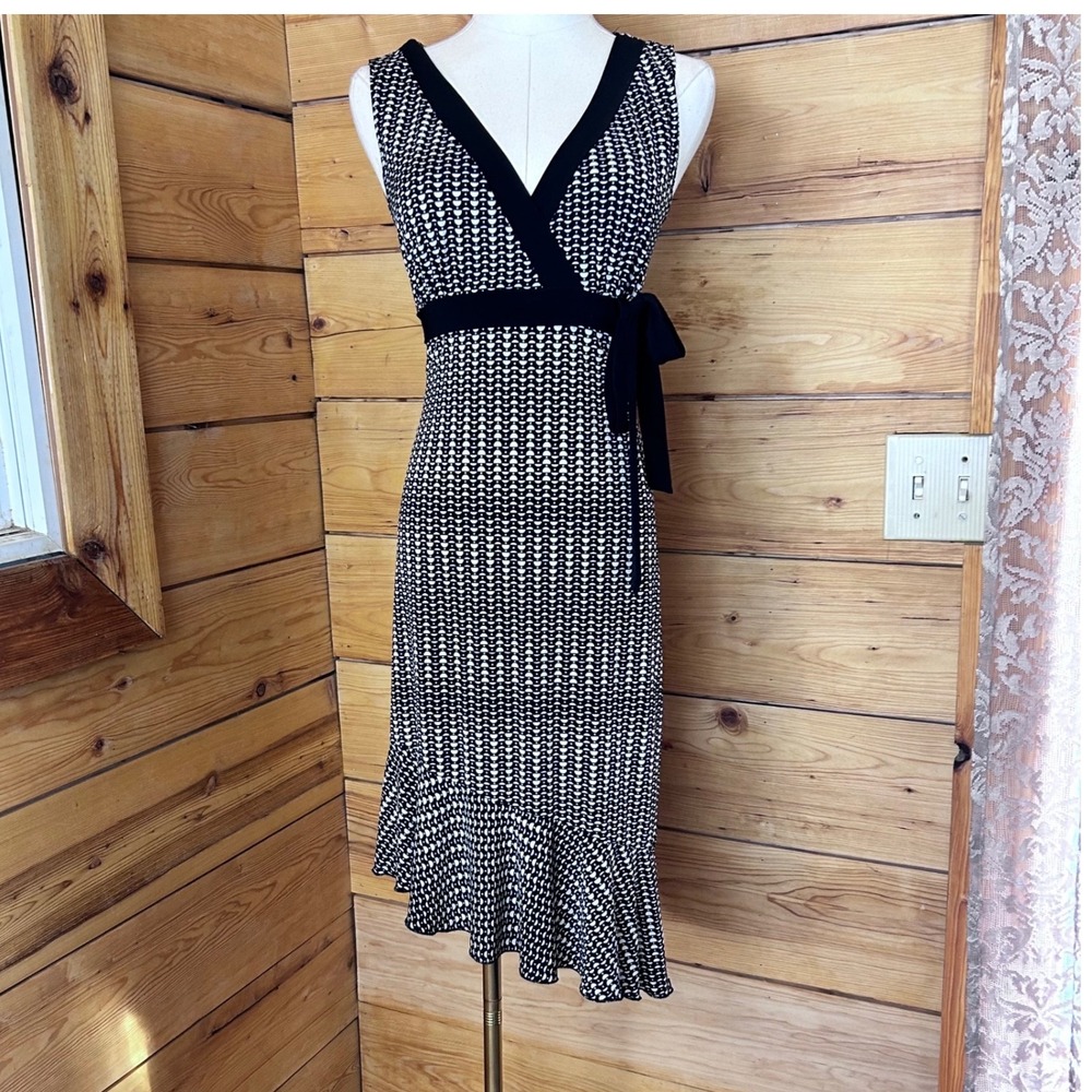 Geometric Wrap Dress Women Medium Black White Asymmetrical Ruffle Hem Capucino